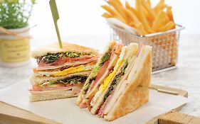 新加坡卡爾登飯店【Sg清潔認證】